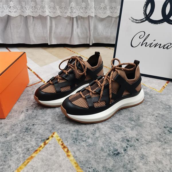 2025112815400407 330